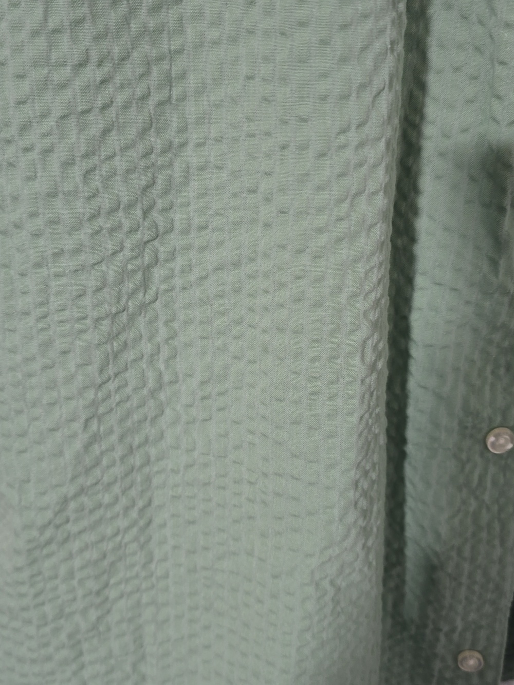 GAP - Picture 3 of 3